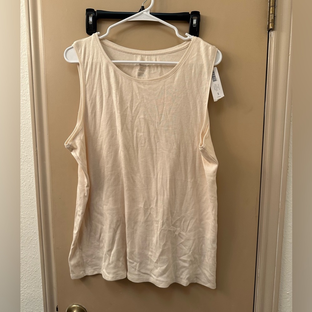 Chicos Cream Sleeveless Top